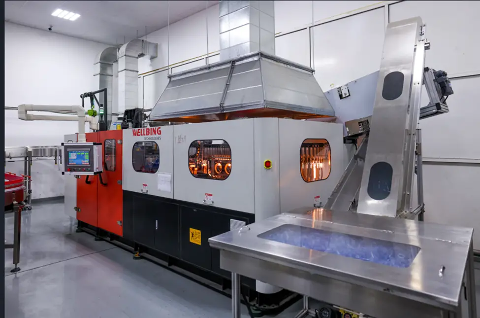 Automatic Linear blow Molding Machine